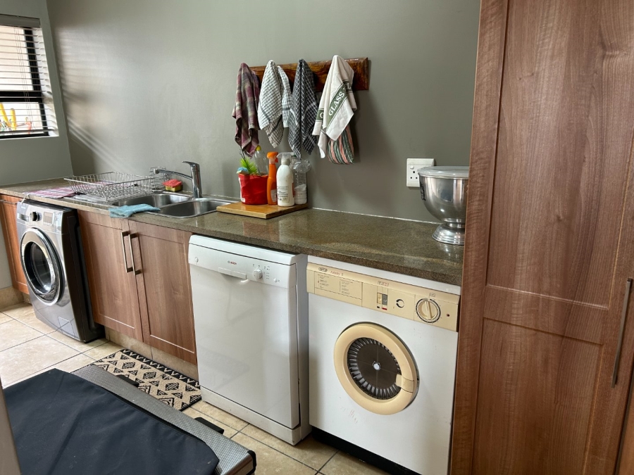 4 Bedroom Property for Sale in Blue Mountain Village Western Cape